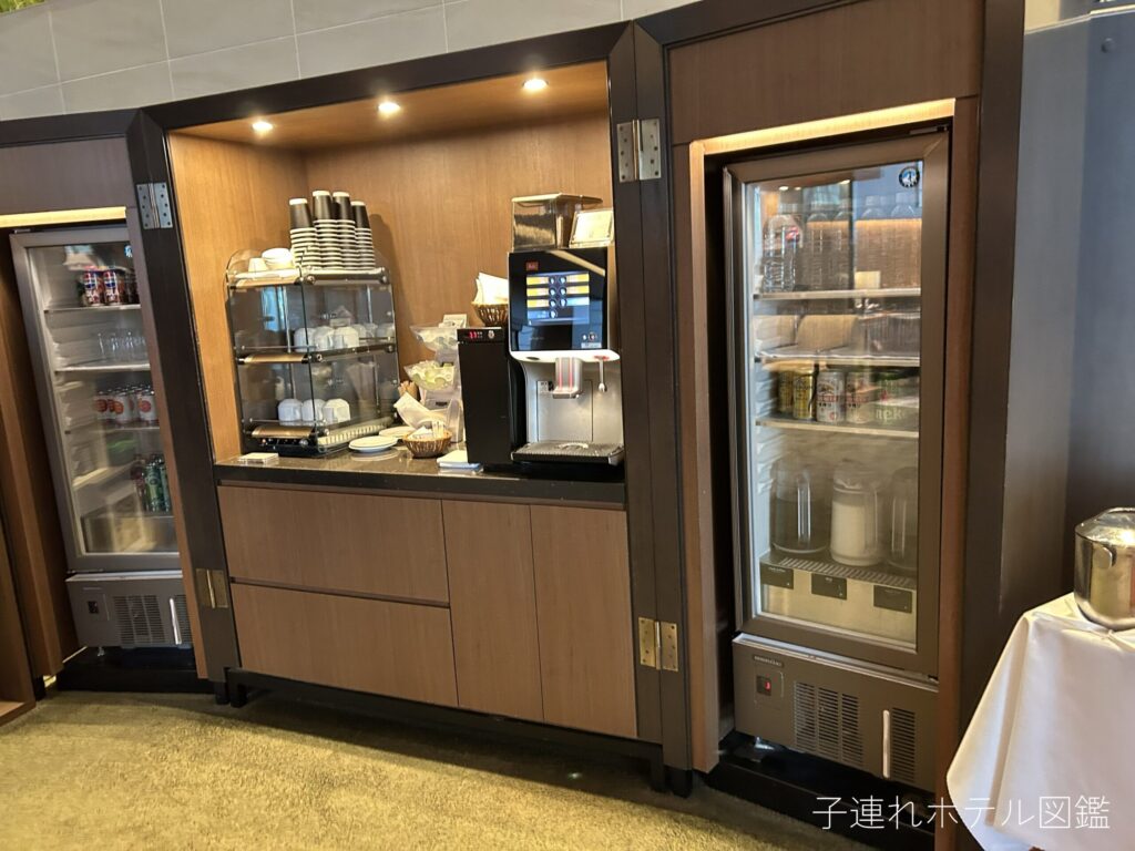 大阪マリオット都ホテルラウンジカフェ